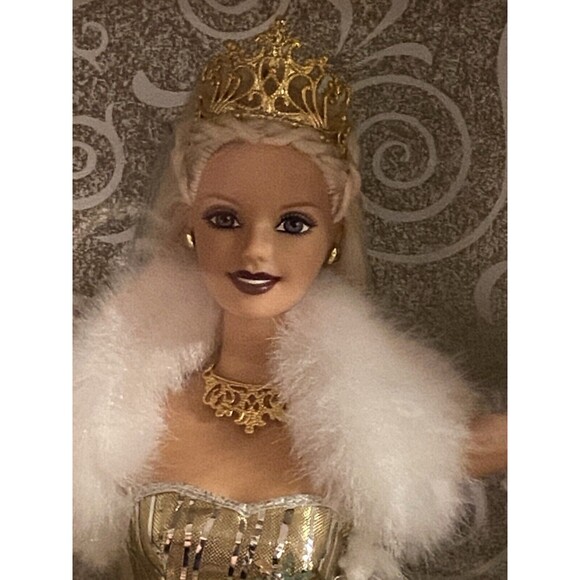 Celebration 2000 Barbie Doll Special Edition NIB Mattel Vintage Gold Christmas - Picture 2 of 12